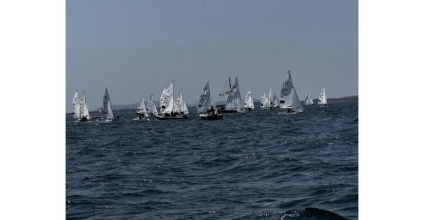 14 ülkeden 74 yelkenci Kocaeli'de yarıştı