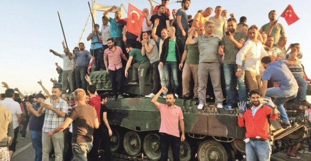 15 Temmuz Direnişi kitap oluyor