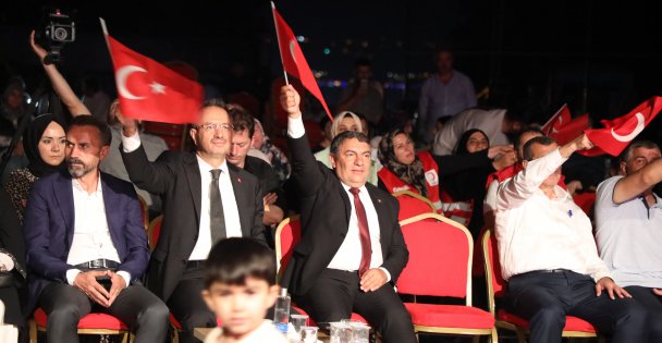 15 Temmuz şehitleri Dilovası'nda anıldı