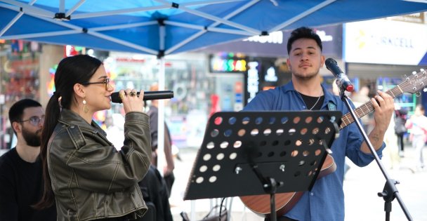 19 Mayıs coşkusu Cumhuriyet Bulvarı'ndan başladı