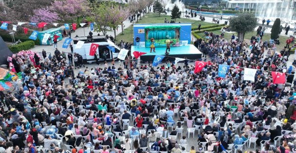 23 Nisan coşkusu Kocaeli'nin dört bir yanında
