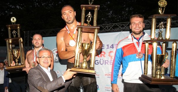 24. Hünkar Çayırı Yağlı Güreşleri'nin Başpehlivanı Belli Oldu