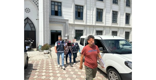250 bin TL değerinde ziynet eşyası çalan ve 155 suç kaydı bulunan 2 şüpheli yakalandı