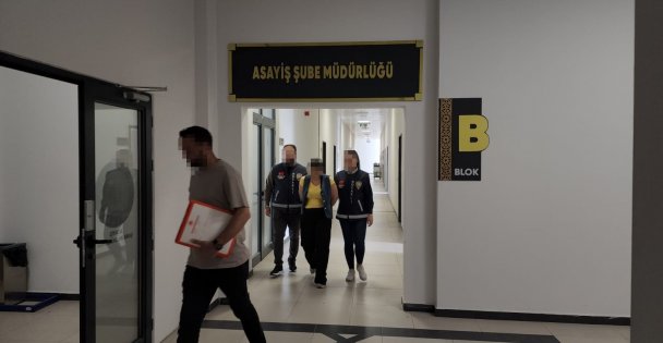 730 bin TL değerinde ziynet eşyası ve nakit para çalan 2 şüpheli yakalandı