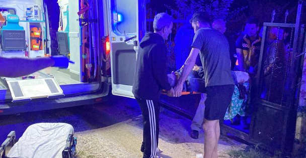 Aile içi kavgada ablasını ve eniştesini vurdu