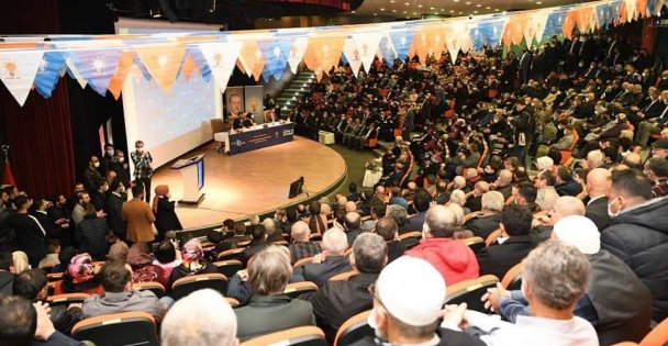 AK PARTİ DARICA'DA COŞKULU DANIŞMA!