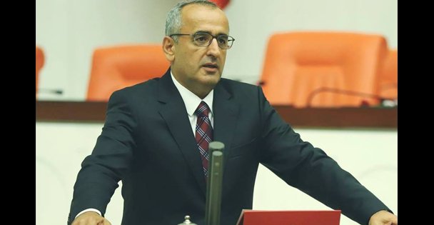 Akar bu kez yapılanları yazdı