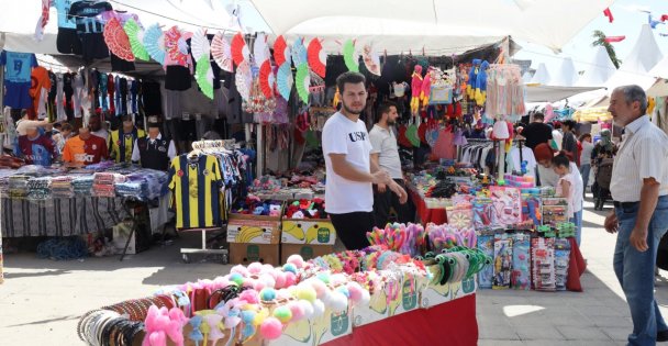 Alışveriş Festivali esnafla vatandaşın yüzünü güldürdü