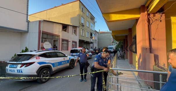 Anne ve 5 yaşındaki kızı evde ölü bulundu