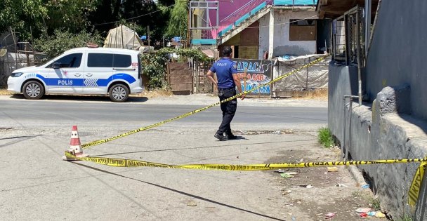 Av tüfeğiyle sokakta dehşet saçtı: 2 yaralı