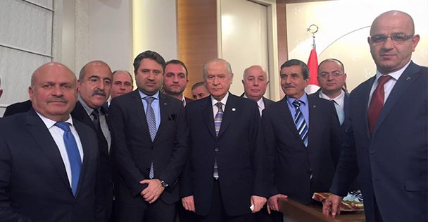 Bahçeli'ye moral ziyareti!