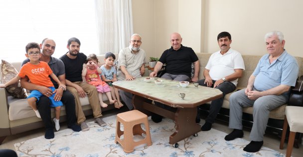 Başkan Bıyık'tan hacı ziyaretleri