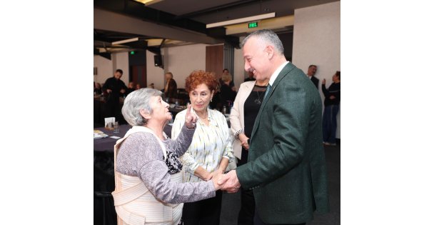 Başkan Büyükakın: 'Büyüklerimiz, şehrimizin hazineleridir”