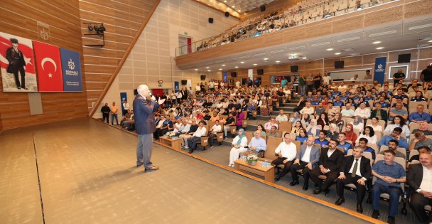 Başkan Büyükgöz, Belediye Personeliyle Bayramlaştı