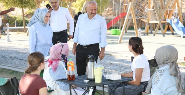 Başkan Büyükgöz, Miniklerin Atölye Keyfine Ortak Oldu