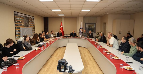 Başkan Büyükgöz, Yıldız Apartmanı Mülk Sahipleriyle Bir Araya Geldi