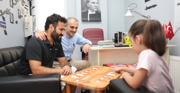 Başkan Çiftçi, halkla iç içe