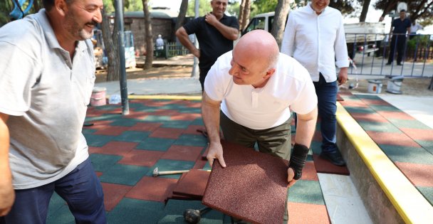 BAŞKAN MUZAFFER BIYIK, ÇEKİCİ ELİNE ALIP İŞÇİLERE DESTEK VERDİ