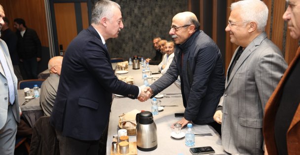 Başkan, Sivaslılar ile bir araya geldi  Büyükakın: İstişare eden yanılmaz