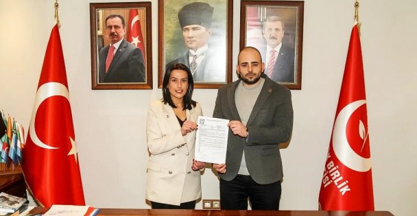 BBP Derince Kadın Kolları Başkanı Aysun Demirel İstifa Edip Milletvekili Aday Adayı Oldu