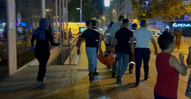 Bıçaklı kavgada bir kişi yaralandı