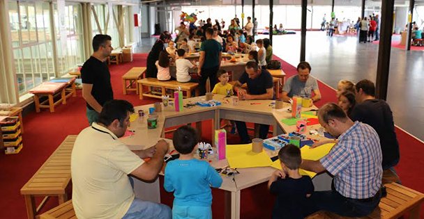 Bilim sanat bir arada Bilim Merkezi'nde