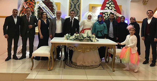 Bıyık, bir günde 8 düğüne katıldı