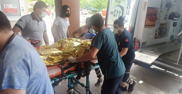 Boğulma tehlikesi geçiren çocuk hastaneye kaldırıldı