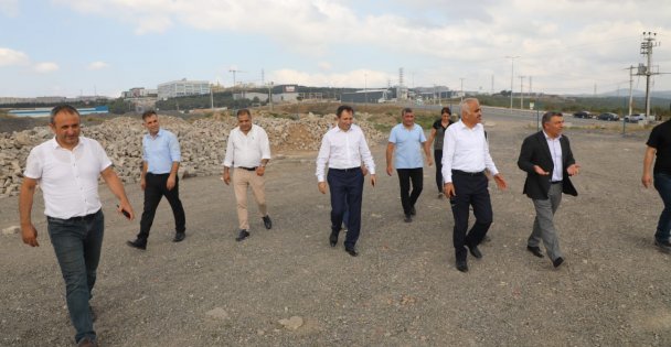 Bölge müdürü yeni mesire alanları için geldi