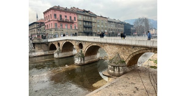 BOSNA'DA 23 YILLIK GAZETECİLİK VE BELGESELCİLİK HATIRALARIM