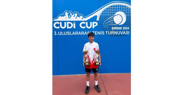 BULUT KARDEŞLER KUPALARI TOPLADI