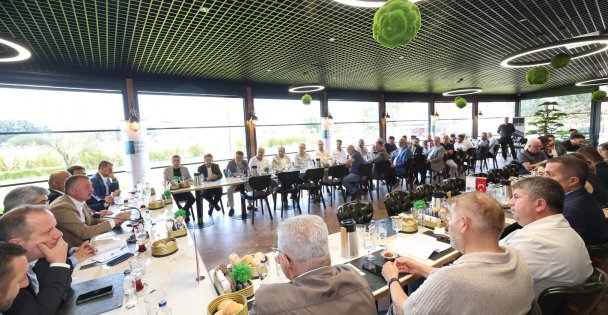 Büyükakın, KOTO üyeleriyle bir araya geldi