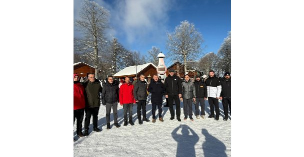 Büyükakın, yeni yılın ilk günü de sahadaydı:  Zirvede Büyükakın sürprizi