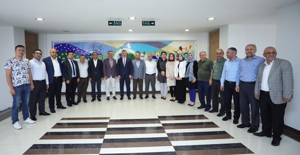 Büyükakın'dan Çiftçi'ye hayırlı olsun ziyareti