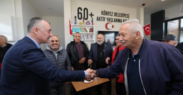 Büyükakın'ın beyannamesinde  60 yaş ve üstü unutulmadı