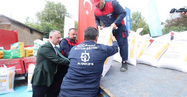 Büyükşehir, 4 mevsim çiftçinin yanında