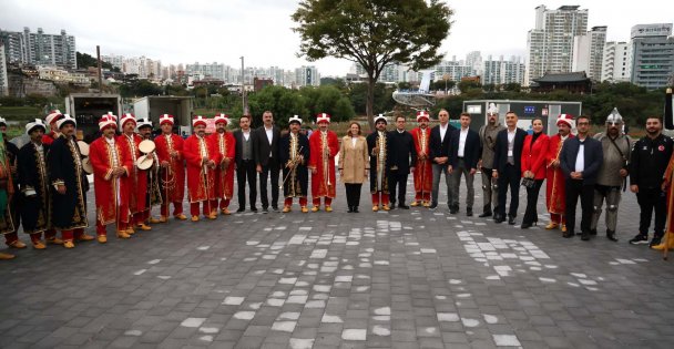 Büyükşehir Mehteri, Ulsan'da yeri göğü inletti