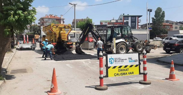 Büyükşehir sahada, yollar 7/24 güvende