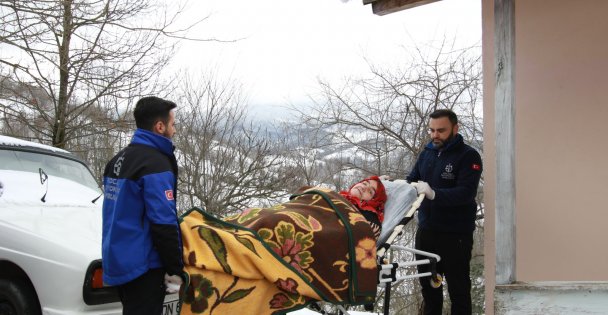 Büyükşehir, Sultan Teyze'yi 13 yıldır hastaneye taşıyor