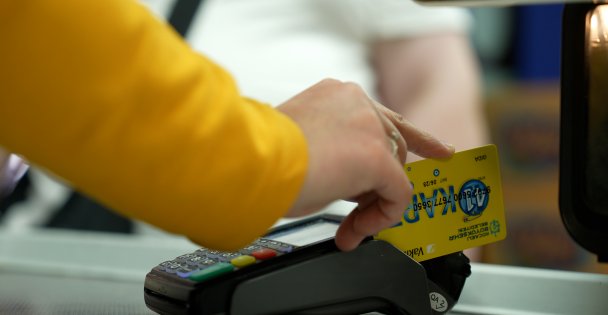 Büyükşehir'den 25 bin haneye 41 Kart desteği