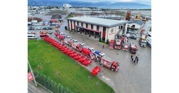 Büyükşehir'in afetlere müdahale gücü üst seviyeye çıktı;  Kocaeli Büyükşehir İtfaiyesi, AFAD'tan tam yetki aldı