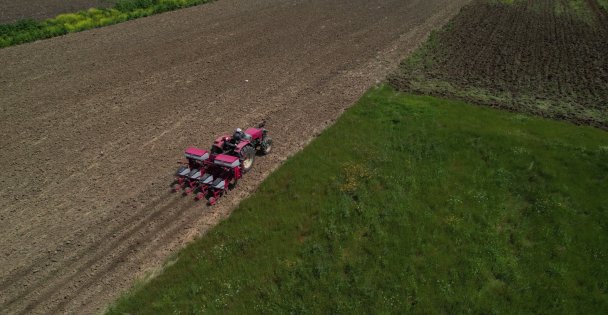 Büyükşehir'in desteğiyle ekim mesaisi başladı