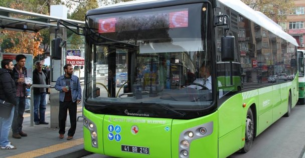 Büyükşehir'in toplu taşıma araçları saat 20.00'dan sonra ücretsiz