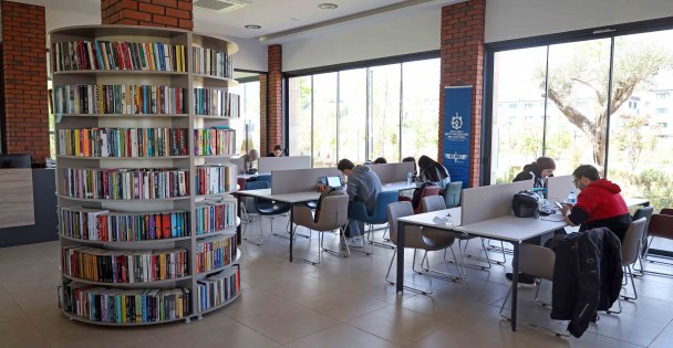 Büyükşehir'le harflerin renkli dünyasına yolculuk