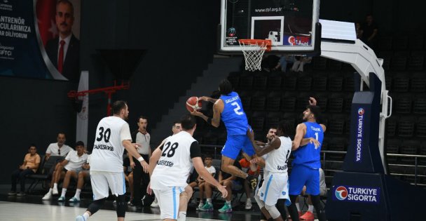 Çayırova Belediyesi, Balıkesir'i hazırlık maçında mağlup etti