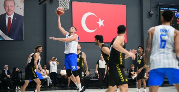 Çayırova Belediyesi, İlkan Karaman  Turnuvası'na galibiyetle başladı