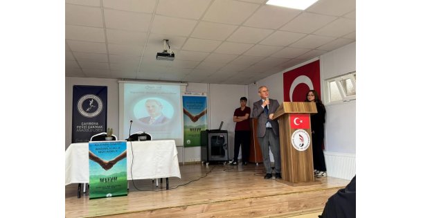 ÇAYIROVA FEVZİ ÇAKMAK ANADOLU LİSESİNDE AİLE SEVGİSİ SEMİNERİ