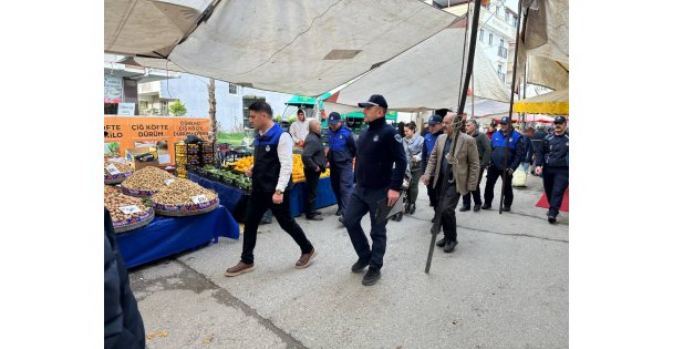 Çayırova Zabıtası, pazar denetimi gerçekleştirdi