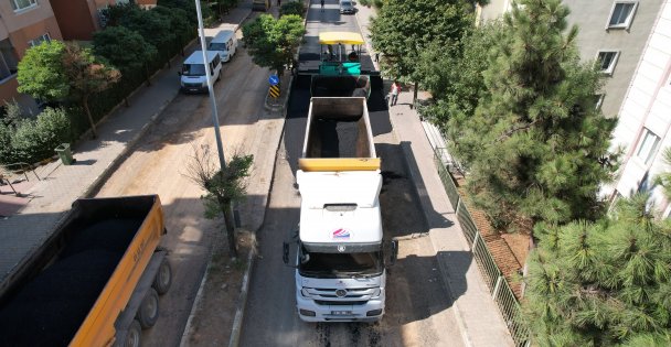 Çayırova'da 6 mahallede 15 bin ton asfalt serilimi yapılacak