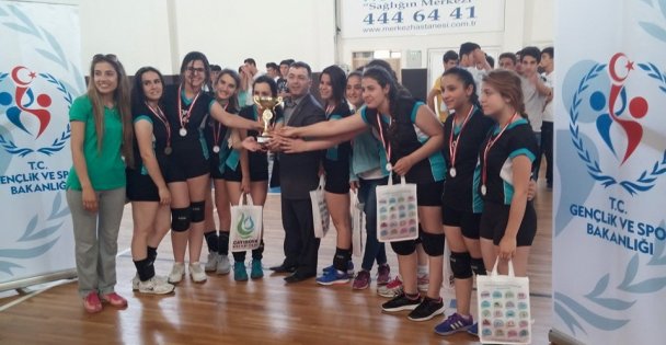 Çayırova'da şampiyonlar belli oldu